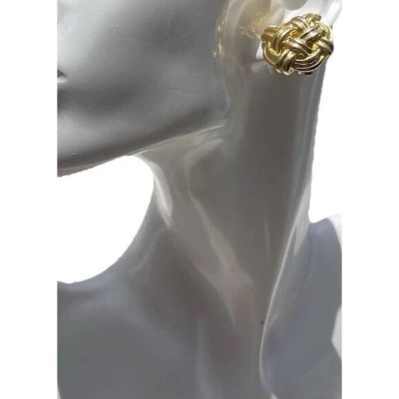 Vintage Cookie Lee Earrings Women’s Modern Quality Gold Gunmetal Chain Clip On - Picture 13 of 15